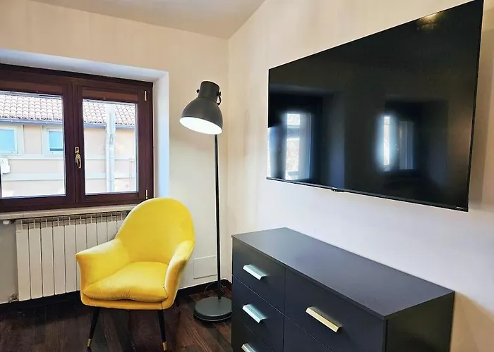 Gabri 19 - Elegant Escape In Piazzale Flaminio * Rom