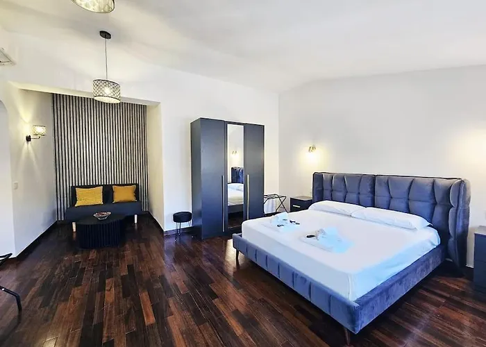 Gabri 19 - Elegant Escape In Piazzale Flaminio Apartment